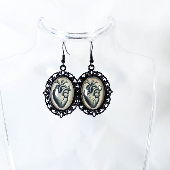 Victorian Anatomical Heart Cameo Earrings Tan Background - Picture 2 of 5